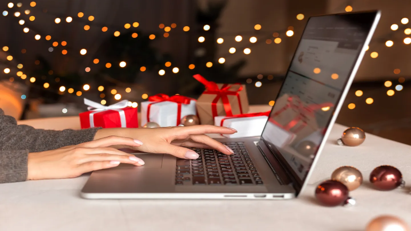 AI tools and digital agents drive $229bn in online holiday sales, new data suggests