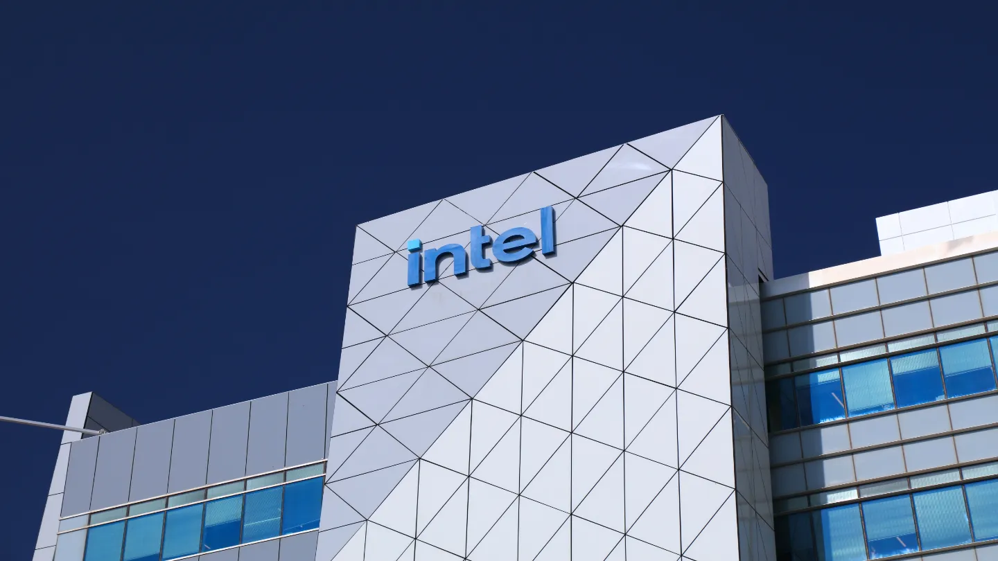 Intel plans to spin off venture capital arm as independent fund