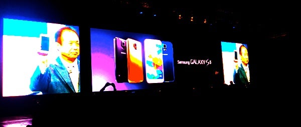 Samsung Galaxy S5 and Gear 2, Gear Fit: Best in show vs BlackBerry, Sony, Nokia