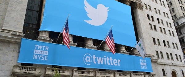 FCC holds Twitter chat on net neutrality