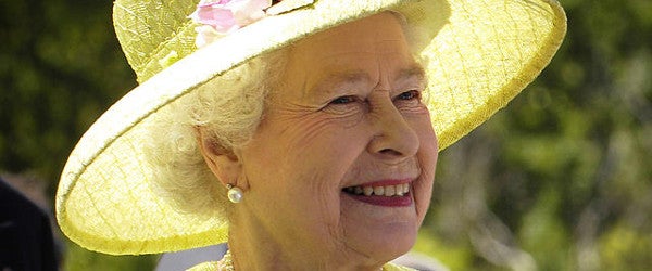 Queen Elizabeth sends first tweet