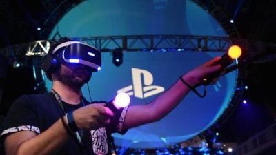Sony makes virtual reality play with new Playstation VR headset