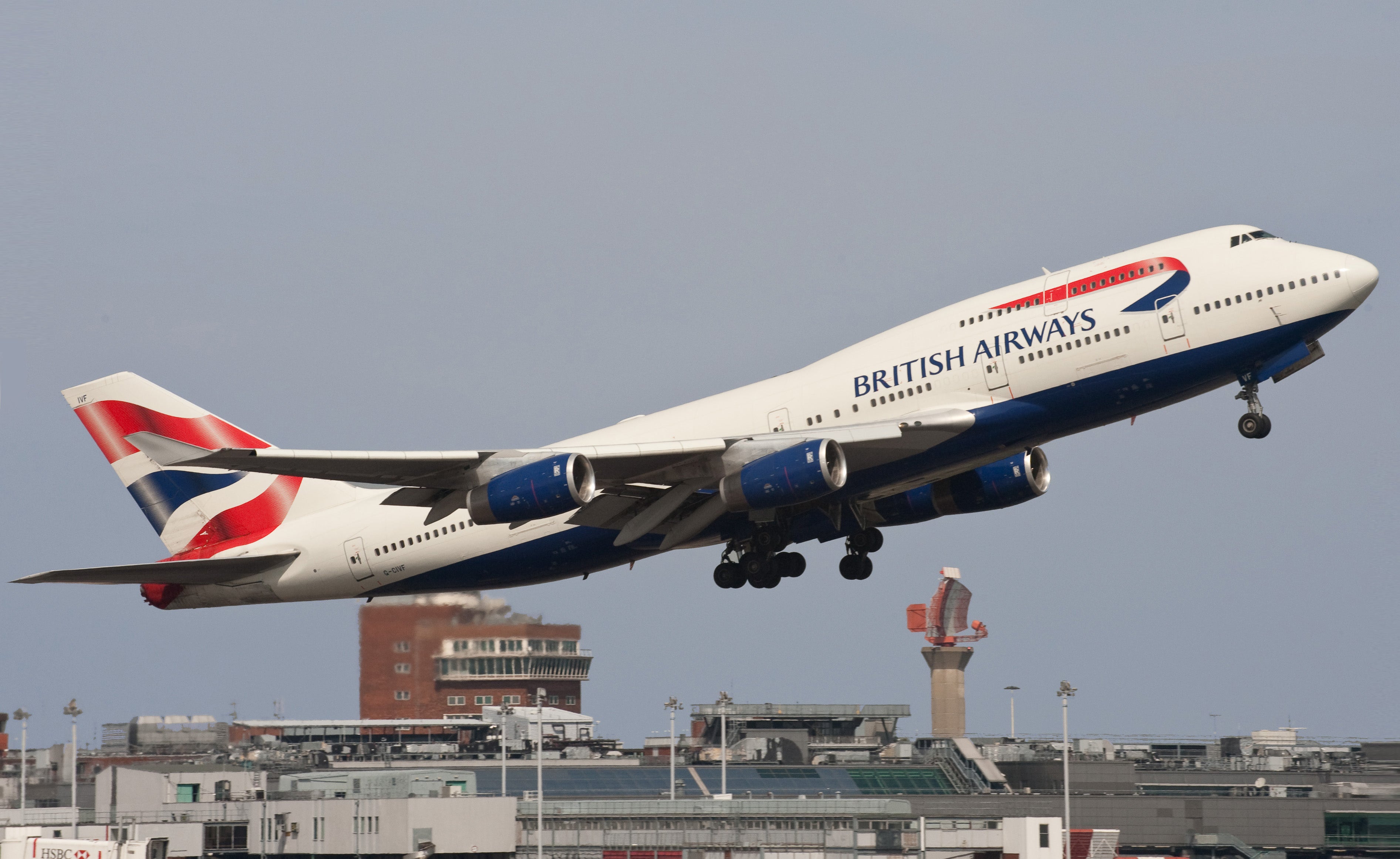 British Airways check-in outage leaves passengers stranded