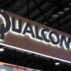 Qualcomm reports steep decline in profits and revenue