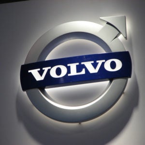 Volvo extends joint venture to create new electric car technology