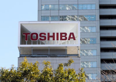 Toshiba reveals $1.76bn chip investment, leaves out Western Digital
