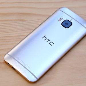 HTC set to halt shares amid Google acquisition speculation