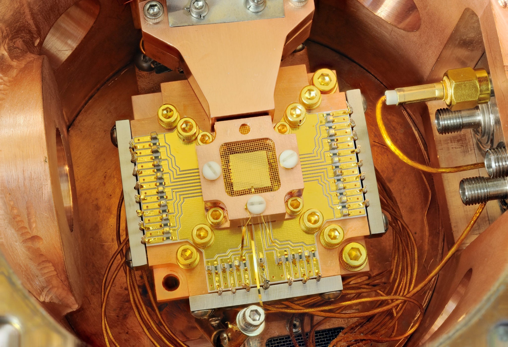 IBM hits new milestone with 50-qubit quantum computer