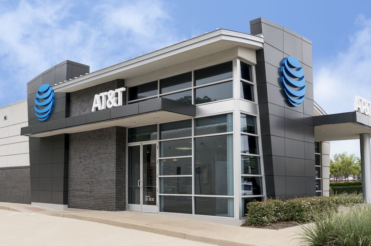 AT&T mulls sale of $135m-a-year data centres