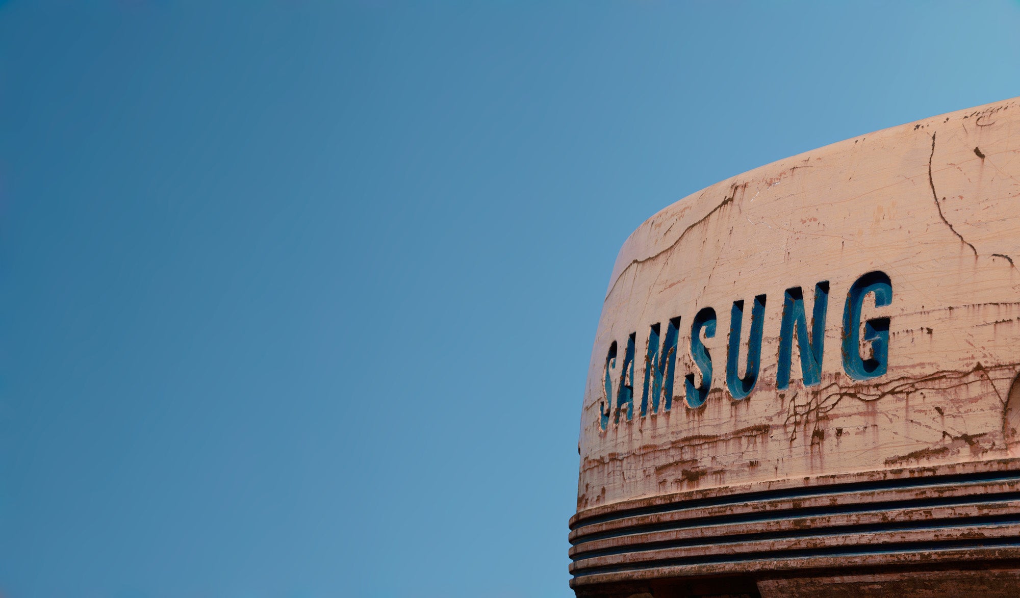 Samsung Starts Mass Production of Its One Terabyte Flash Storage Chip