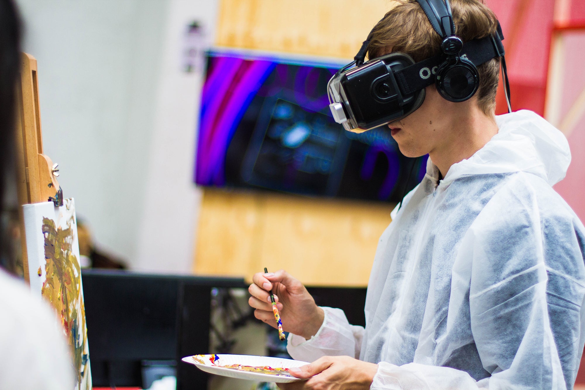 5 Examples of VR Education That Helps Students Focus and Retain Information