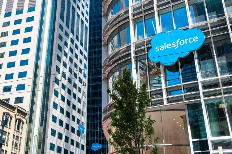 AWS and Salesforce deepen ties to head off Microsoft competition