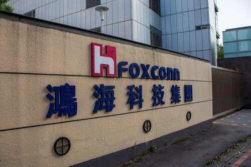 Foxconn in fresh talks with TSMC and TMH over new Indian chip fabs
