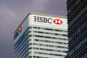 HSBC will send data over a quantum secured network between its Canary Wharf HQ and a datacentre in Berkshire (Photo:  Steve Heap / Shutterstock.com)