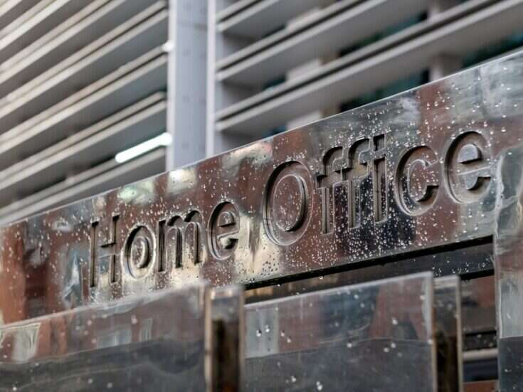 Photo of AWS wins £450 million contract from Home Office