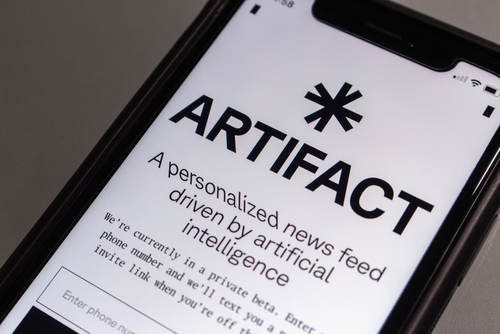 Yahoo buys AI-powered news app Artifact